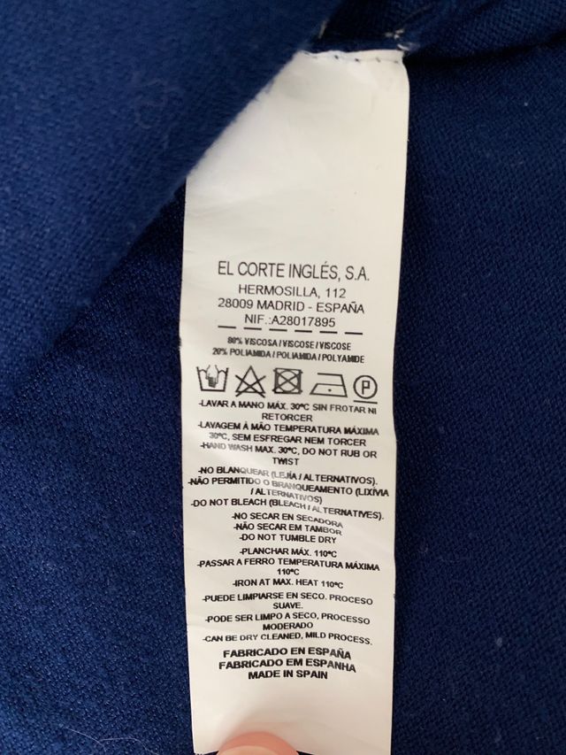 Jersey azul marino con volante