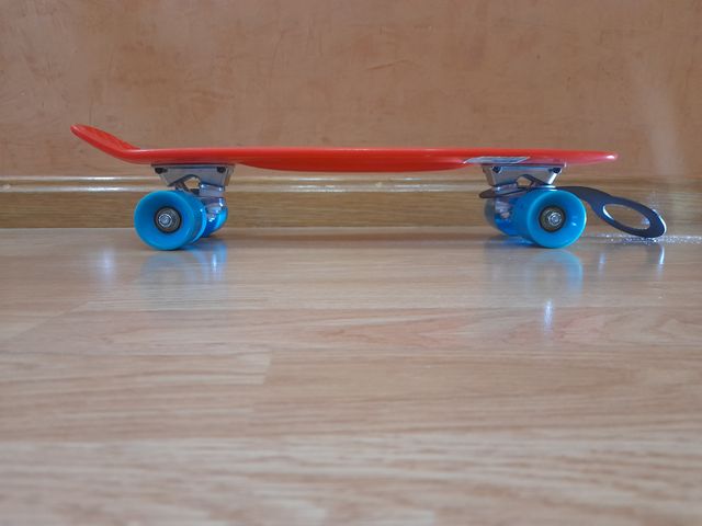 Monopatin para niños pequeños ( se negocia precio)