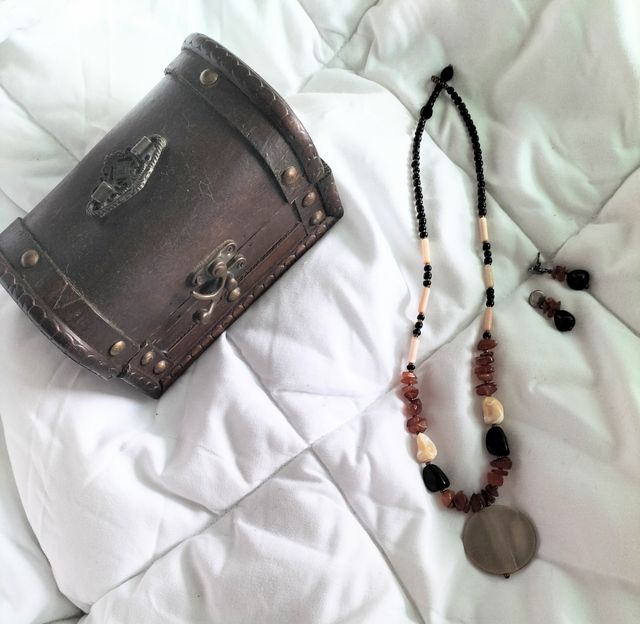 COLLAR/PENDIENTES DE ÁGATAS-SHUNGUITA-NACAR