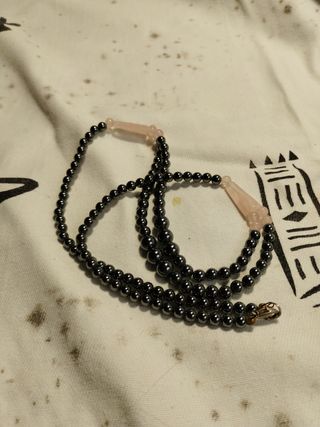 collar de onix y cuarzo rosa 