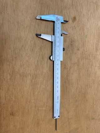 Calibre convencional. MITUTOYO