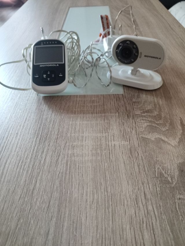 Cámara vigilancia bebe / Motorola mbp 25