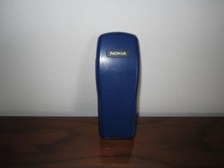 Nokia 3210 VINTAGE BLUE  ATTENZIONE  PRIVO di batt