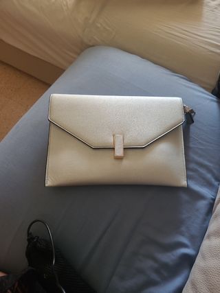 Cartera plateada