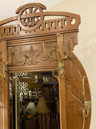 Antiguo perchero de entrada Art Nouveau