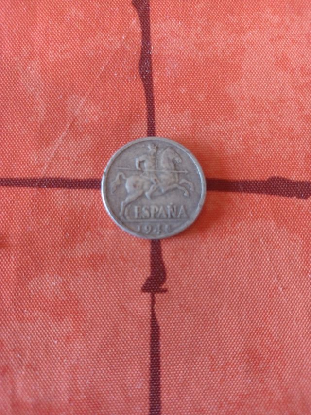 Moneda España 10 cent.1945.  Arquer