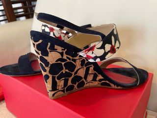 Sandalia Cuña Carolina Herrera