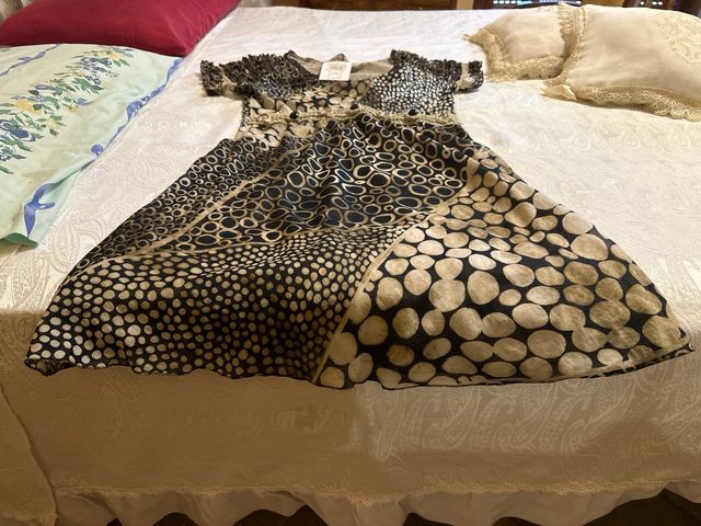 Vestito Cannella con fantasie e pietre