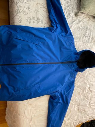 Chaqueta impermiable