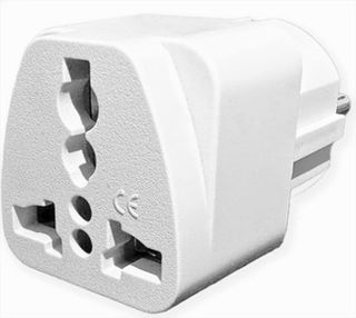 Cables y adaptadores de diferente tipos y medidas