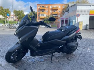 yamaha XMAX 400