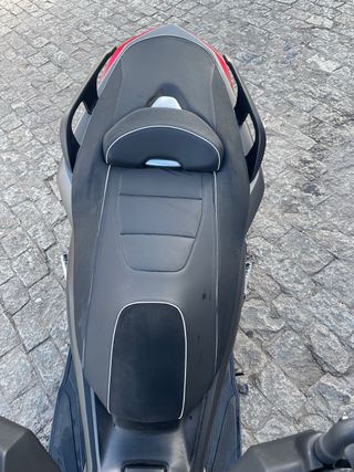 yamaha XMAX 400