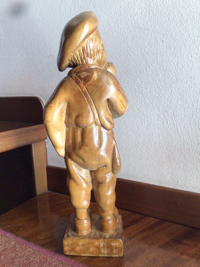 statuetta ragazzo