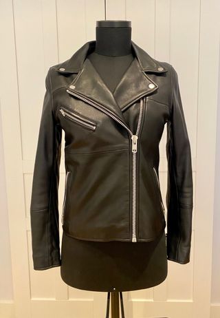 Cazadora "Perfecto cuero" de Samsøe (nueva)