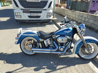 Harley Davidson softail deluxe