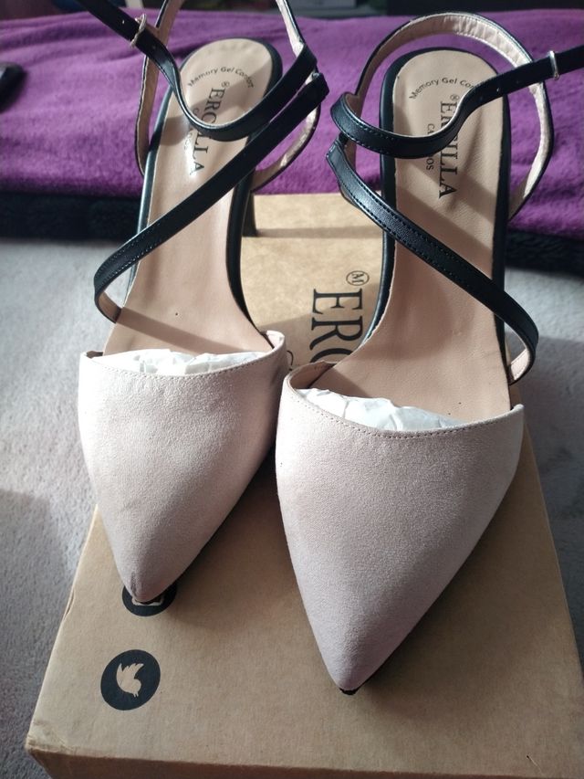 Zapato salón beige 39