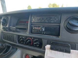 Renault Trucks Mascott 2010