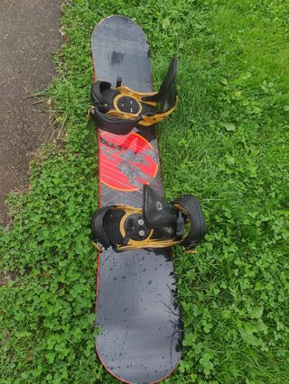 Snowboard+Fijaciones Burton talla L