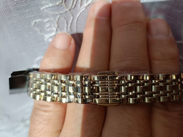 RELOJ ARMANI DORADO MUJER