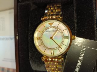 RELOJ ARMANI DORADO MUJER