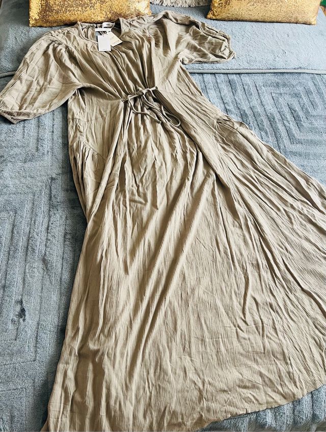 vestido oversize fluido lazo