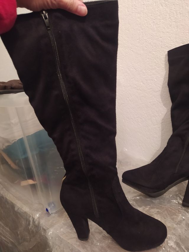 Botas negras