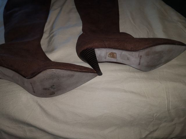 38 stivali alti MARIAN prodotti in Spagna