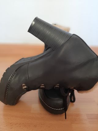 BOTINES
