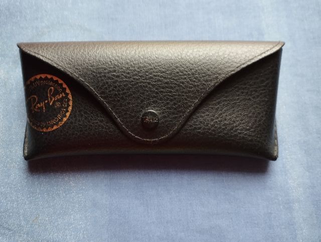 custodia occhiali sole Raynban