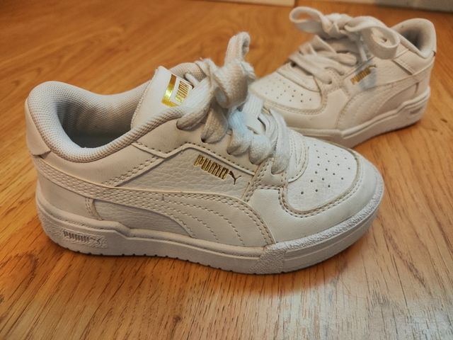 Zapatillas Puma blancas Talla 28