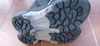 Botas nieve quechua color gris oscuro talla 41 EU