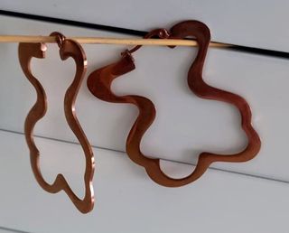 Pendientes silueta oso.