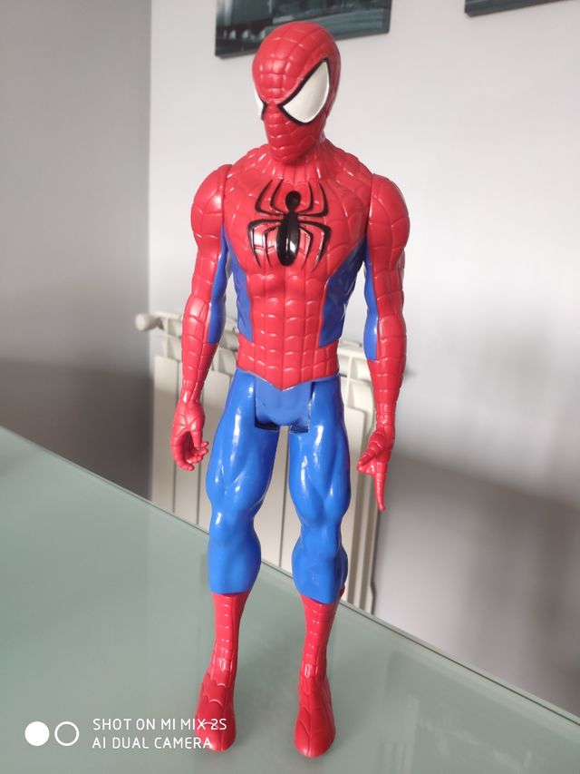 Superhéroes y villanos