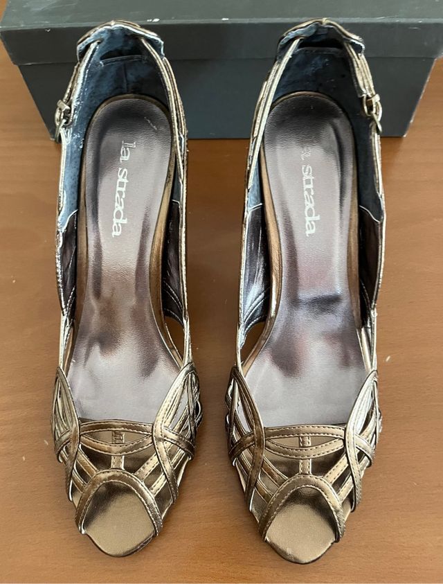 Sandalia tacon bronce Talla 39