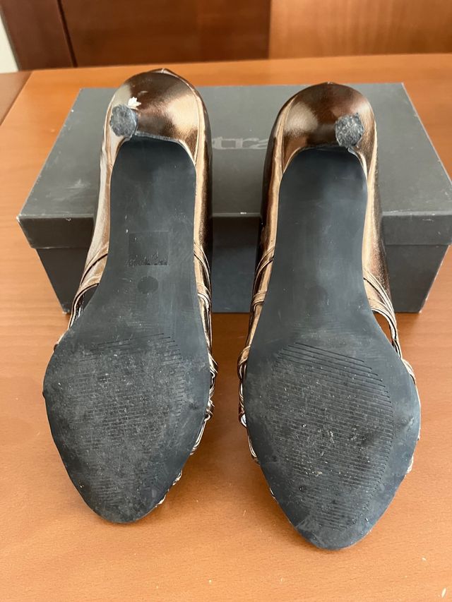 Sandalia tacon bronce Talla 39