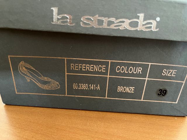 Sandalia tacon bronce Talla 39