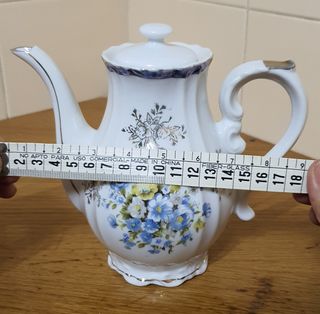 Cafetera de porcelana