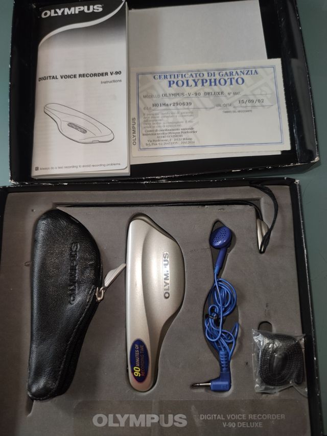 voice recorder Olympus V-90