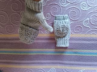 Manoplas/guantes grises de lana