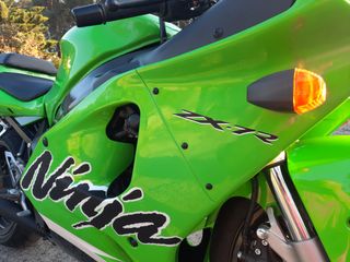 Kawasaki  zx7r ano 1999 25 aniversario