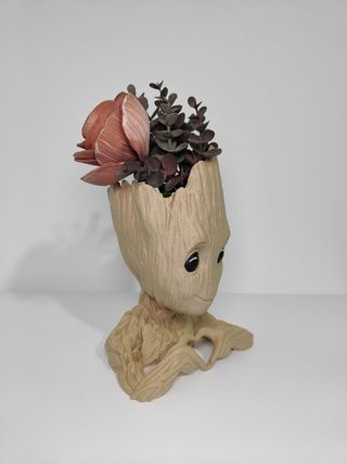 Maceta Groot corazón en madera impresion 3D