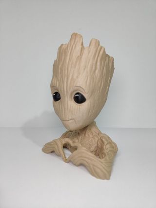 Maceta Groot corazón en madera impresion 3D