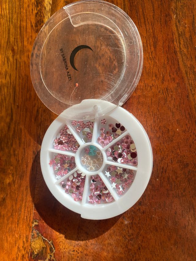 Set de adornos 3D para uñas - Pedrería rosa brilla