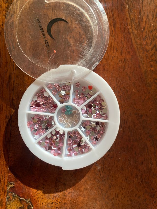 Set de adornos 3D para uñas - Pedrería rosa brilla