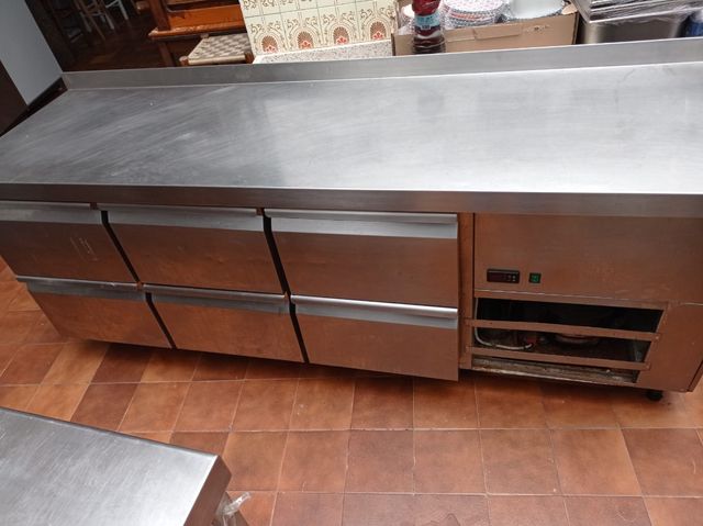 Nevera sotabanco de 6 cajones