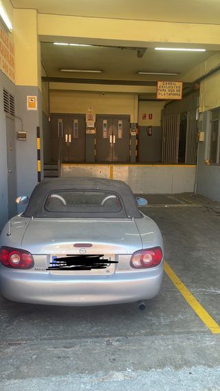 Mazda MX-5 2001