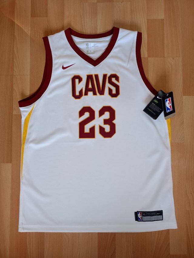 Camiseta LeBron James Cavaliers
