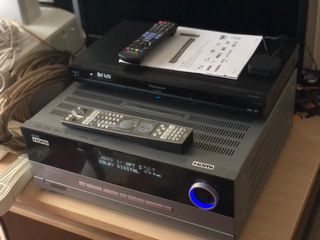 AMPLIFICADOR HARMAN KARDON AVR445 + ALTAVOVES BOSE