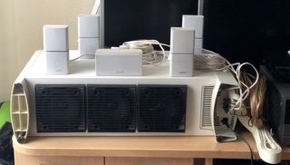 AMPLIFICADOR HARMAN KARDON AVR445 + ALTAVOVES BOSE