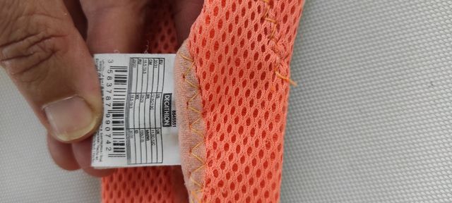 Neoprene corto della durata di 8 anni